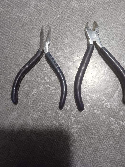 Набор плоскогубцы, кусачки  времён СССР.