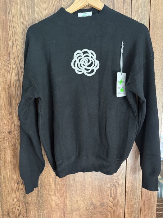 Sweter damski czarny