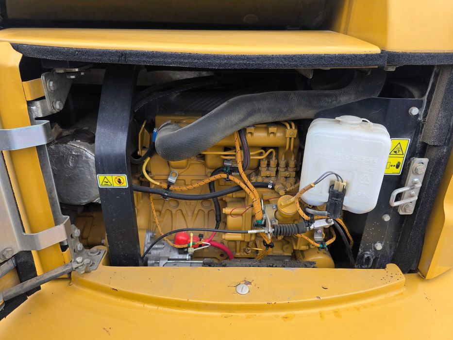 Koparka gąsienicowa Caterpillar 305.5E CR