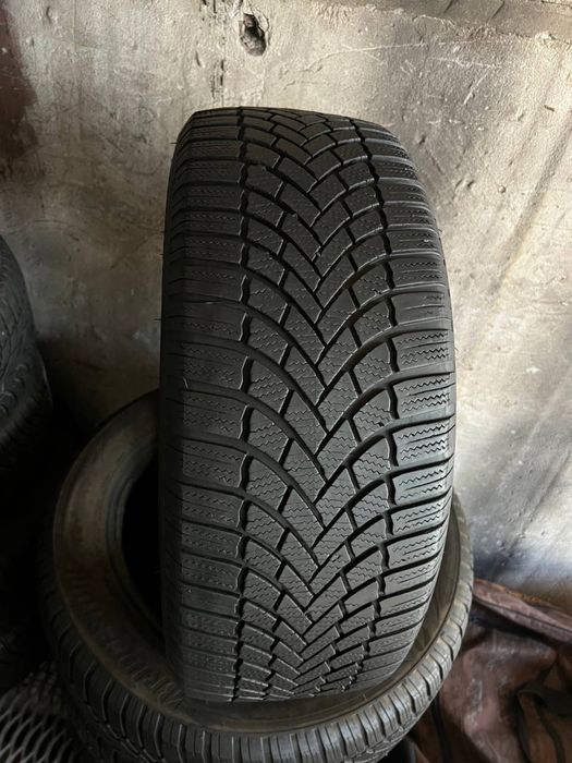225/55/17 Bridgestone 2022года пара зимних шин