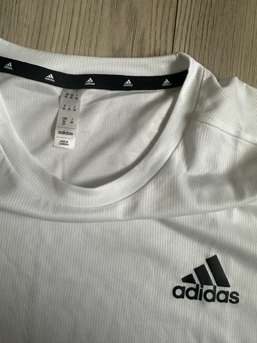 футболка Adidas адідас