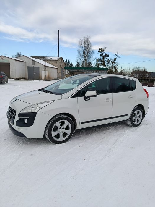 Продам Пежо 3008