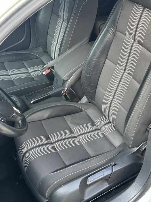 Volkswagen Golf  2013 рік   1.6 TDI Коробка Автомат. Обмін також цікавить.