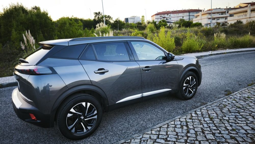 Peugeot 2008 1.2 Allure pack