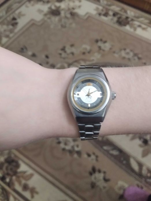 Женские часы Orient .
