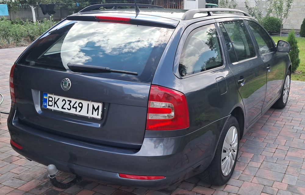 Skoda Octavia 2010 VIN TMBJJ21ZXB2085124 фото оголошення 4 з 8