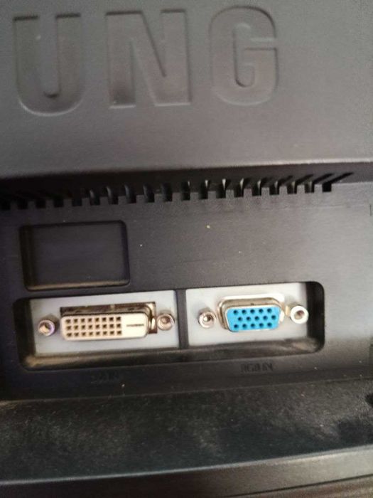 Монітор Samsung syncmaster B2430L