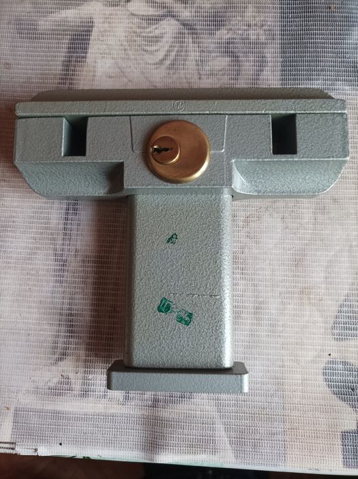 Противоугінка на педалі