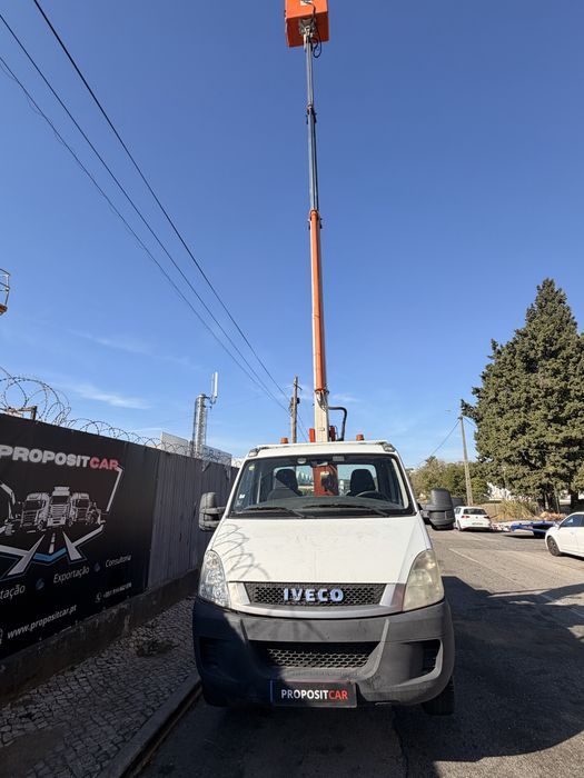 IVECO DAILY 12s13 Grua Cesto MULTITEL 18 Metros Excelente Apenas 118.000km ###OPORTUNIDADE###