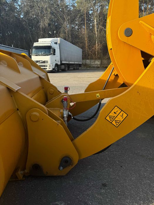 Фронтальний навантажувач Lonking CDM936N