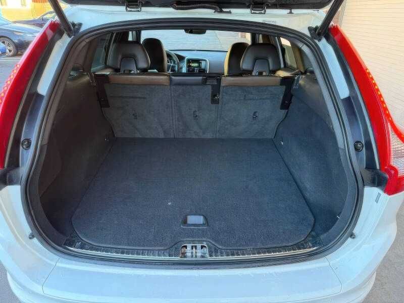 2016 Volvo XC60 T6 Drive-E