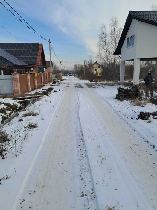 Продаж земельної ділянки в смт. Лисець 10 сот. під будівництво