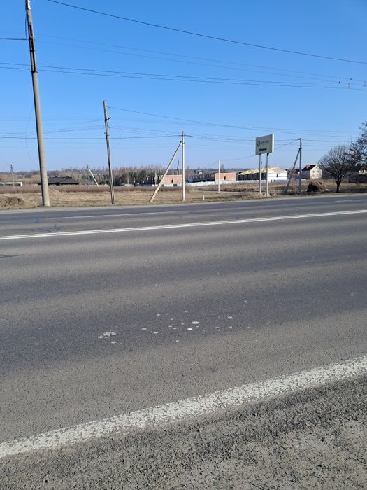 Струмівка ділянки над дорогою  фасад