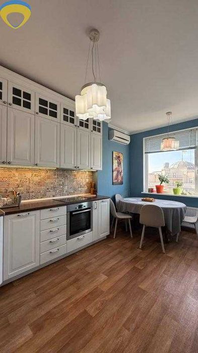 АНАЛОГОВ НЕТ! 3 -комн. квартира с РЕМОНТОМ в КАДОР на ул.Марсельская