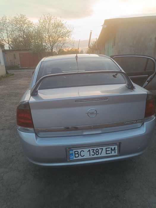 спойлер для машини opel vectra b 2001
