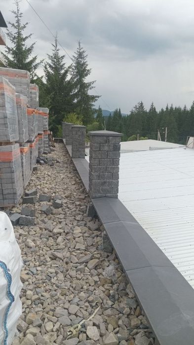 ДОСТУПНА ЦІНА кам'яні роботи Київ. Паркани з каменю, цоколі, підпірні стіни.  Роботи з каменем. Паркан з натурального каменю