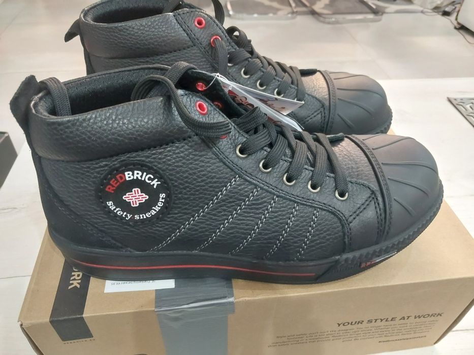 Buty marki redbrick rozmiar 47