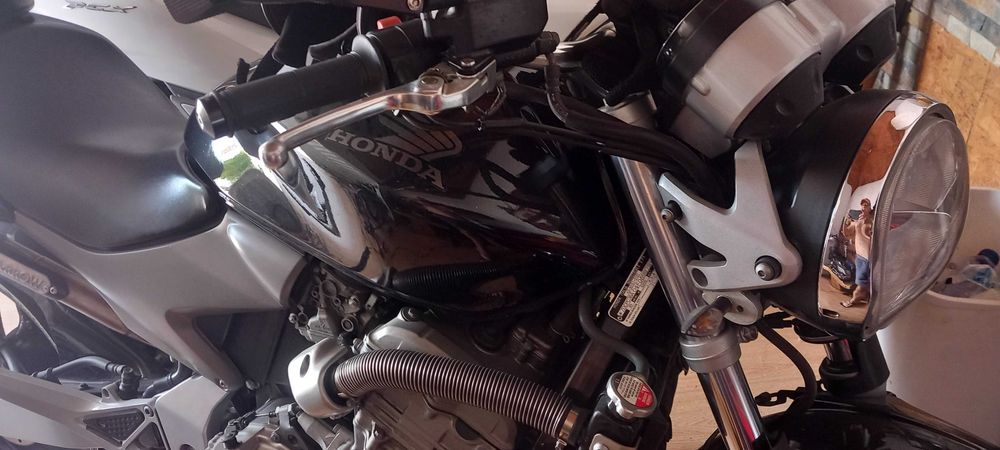 Honda hornet 600 2004 para venda ou troca