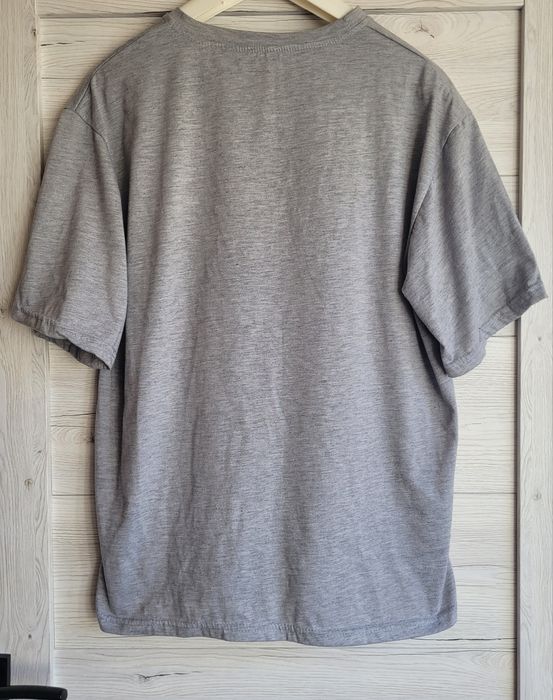 T-shirt z napisem Chupa Chups XL
*długość 65 cm
*pachy 57 cm

Polecam.