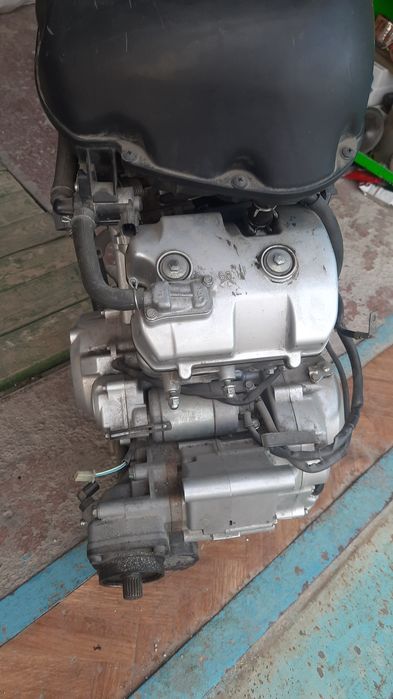 Двигатель Honda nt700 16т к +500уе много запчастейм