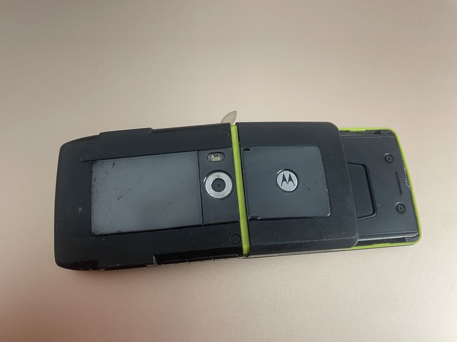 Motorola RIZR Z8 в колекцію