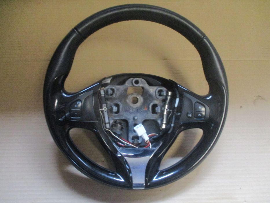 kierownica renault clio iv renault captur skóra