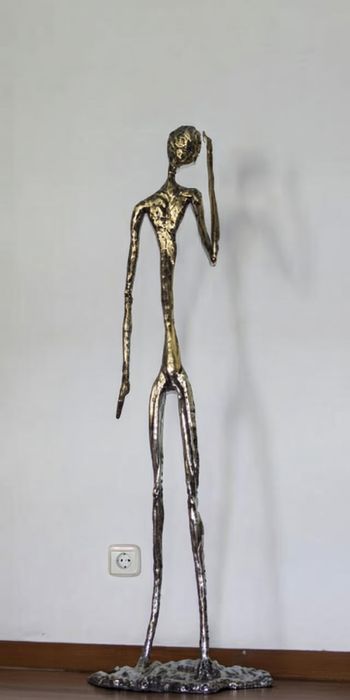 Boneco em forma de homem