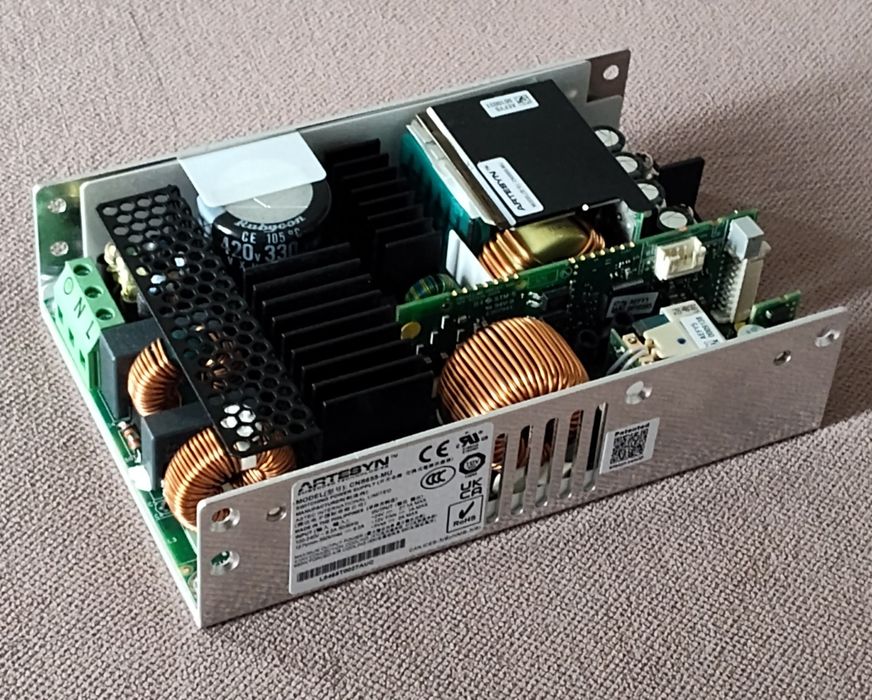 24V 27А Artesyn Power Supply блок живлення 650 Вт новий