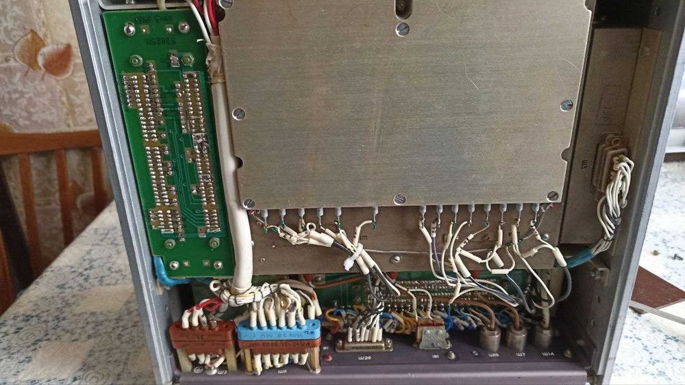 Генератор високочастотний Г4-158