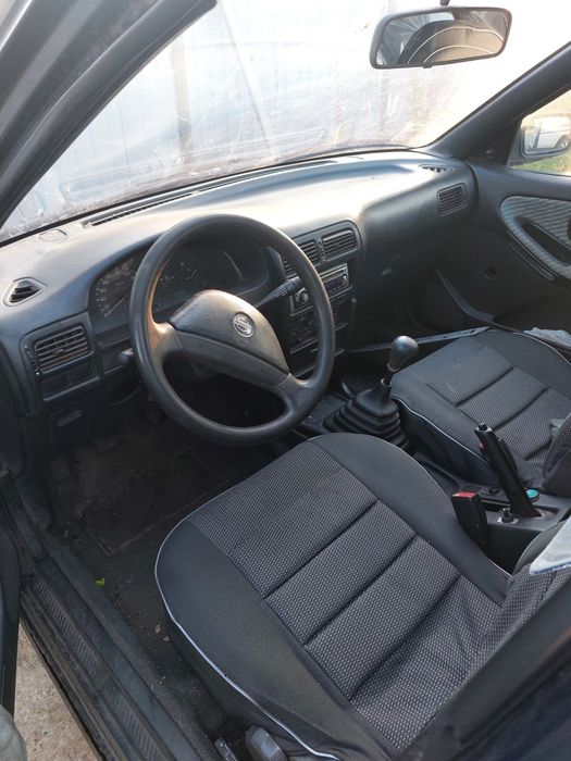 Nissan Sunny  CD 20 двигатель