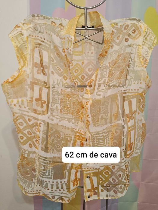 CAMISEIROS e blusas de senhora algumas com etiqueta
