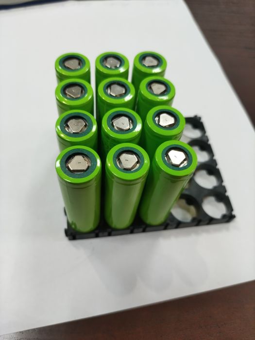 Батарейки 18650 з тесла