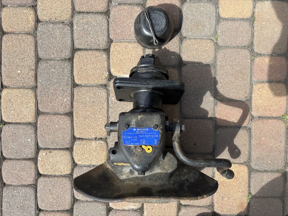 Sprzęg, zaczep automatyczny fi 40 mm. Ringfeder RF40. Rok 2023