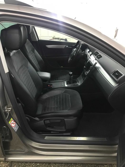 Volkswagen Passat B7 2.0TSI Variant HIGHLINE SPORT EDITION NAVI+, LED