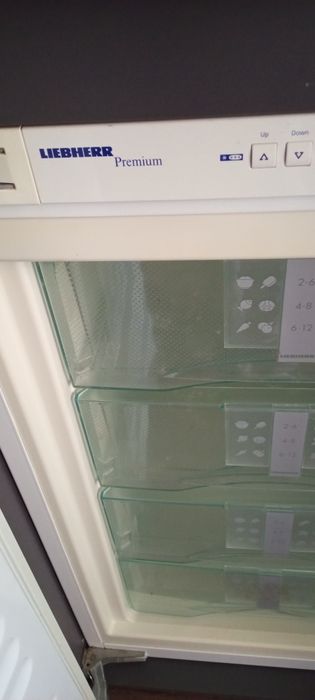 Встраиваемая морозильная камера Liebherr IGN 1654 Premium