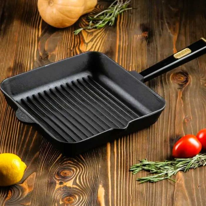Чугунная сковорода гриль оптима с ручкой квадратная 260х50мм