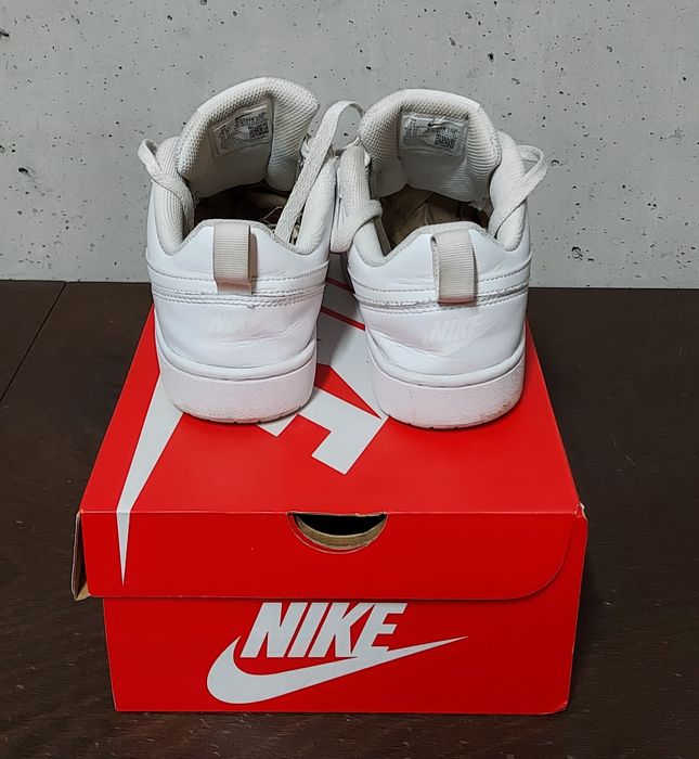 Buty damskie białe Nike skóra ekologiczna rozmiar 38,5