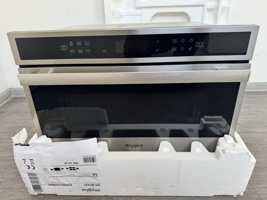 Kuchenka do zabudowy WHIRLPOOL W6MD440 uszkodzona