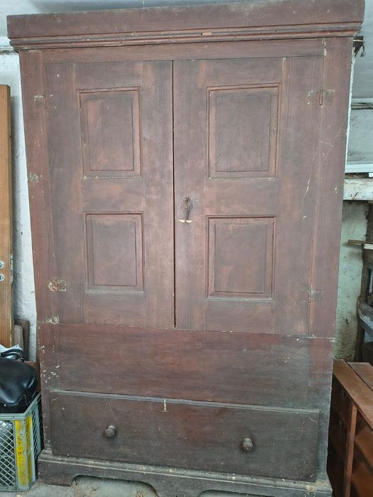 Armário Roupeiro Antigo (Séc. XIX/XX) Madeira Maciça para Restauro