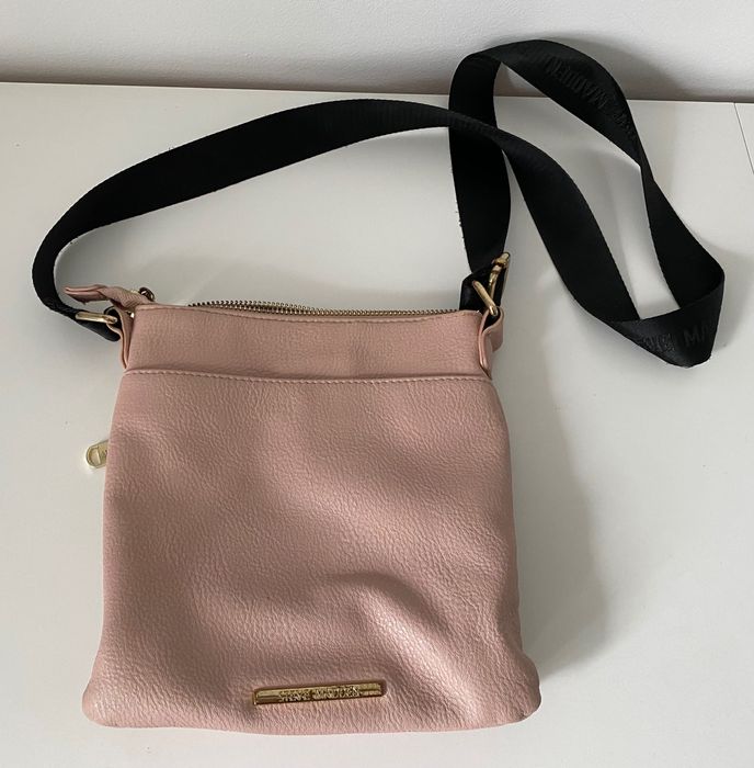Jasno różowa blado różowa torebka listonoszka na pasku Steve Madden