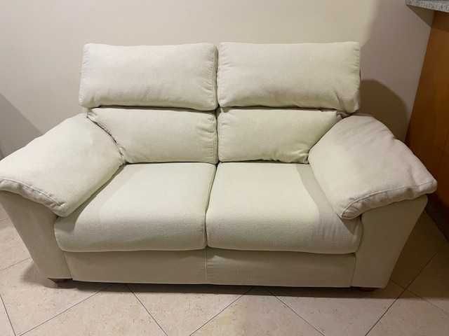 Sofá  de 2 lugares
