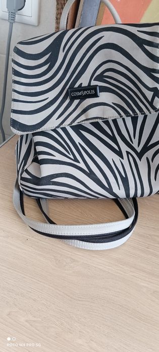 LOTE  Cama bebé + Botas surf +  Mochila