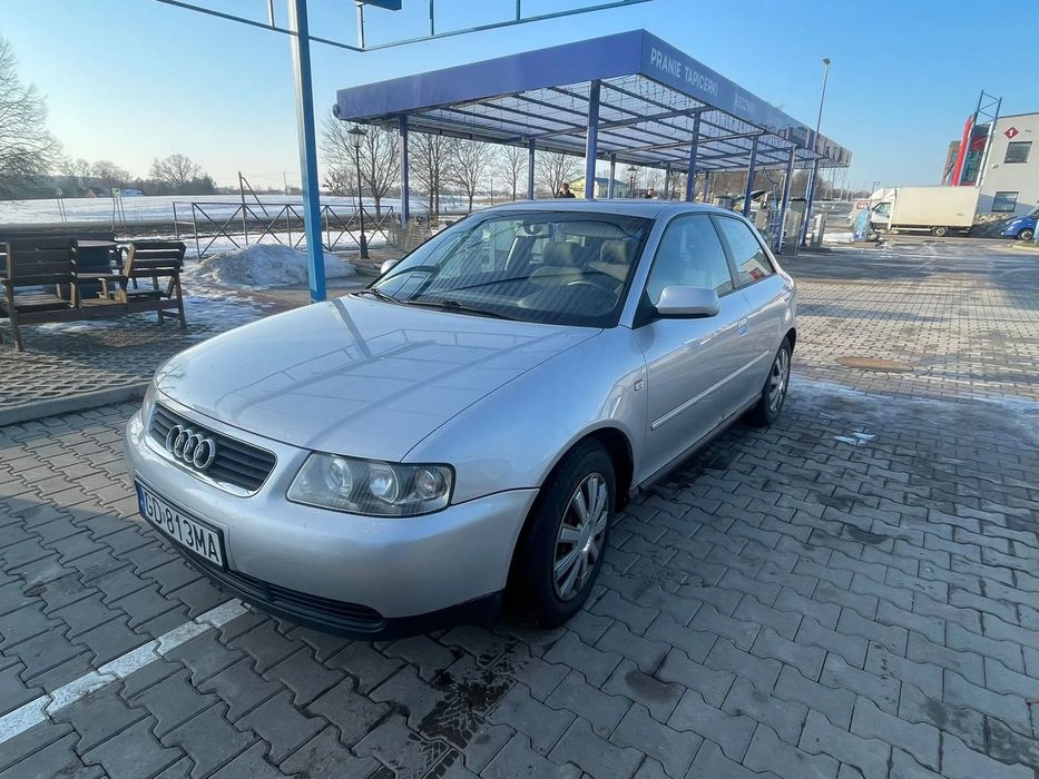 Audi A3 3-drzwiowe Audi A3 8L 1.6+LPG