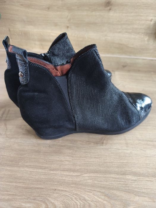 Buty damskie na koturnie czarne 41 Hispanitas