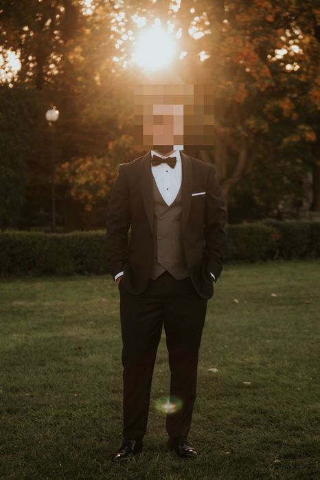 Smoking/ ubranie ślubne Pana młodego/komplet+dodatki