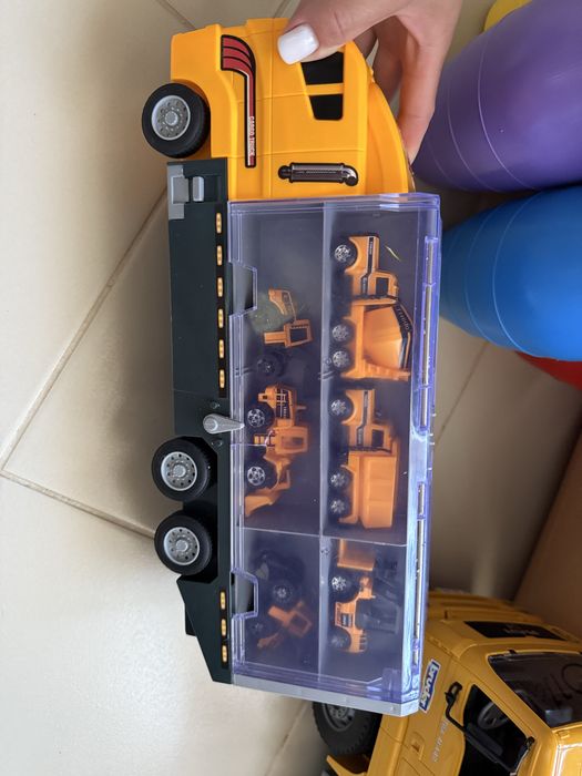 Мега Монстр Трак Хот Вілс Hot Wheels Monster Trucks / автовоз / великі машини / робот