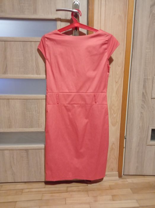 Sukienka prosta elegancka