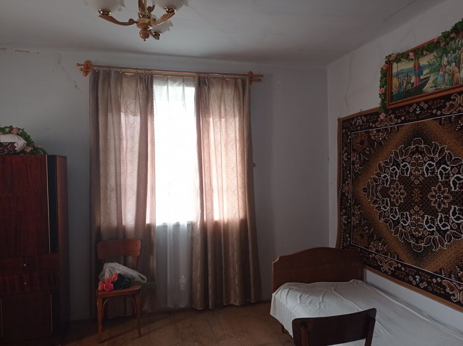 Продаж будинку Львівської області
