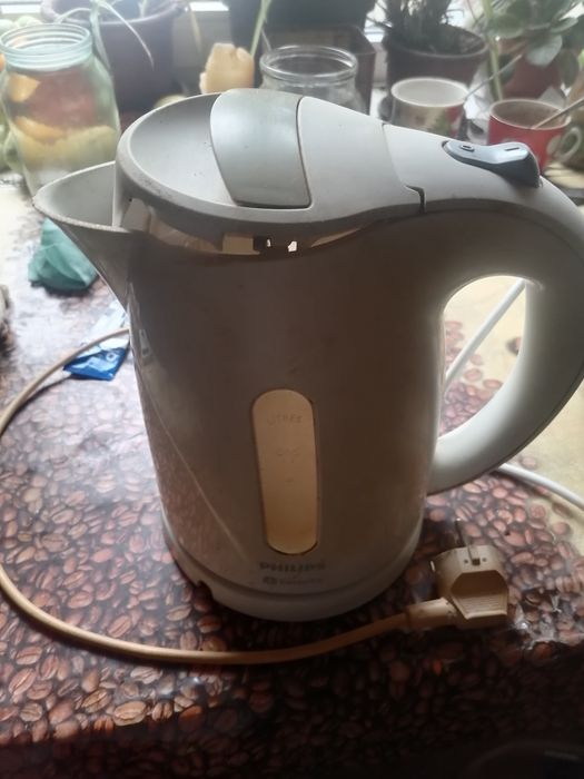 Продам электрочайник