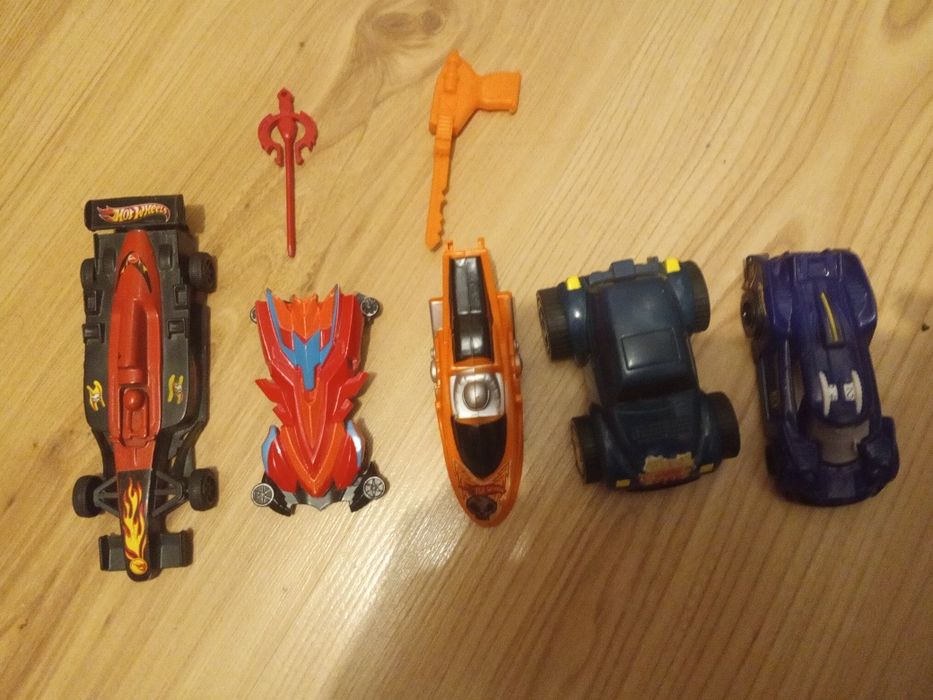 Hot wheels  McDonald's zestaw resoraki duże auta na napęd ,samochody